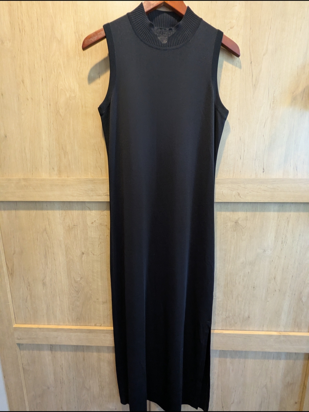Misook Black Sleeveless Maxi Knit Dress